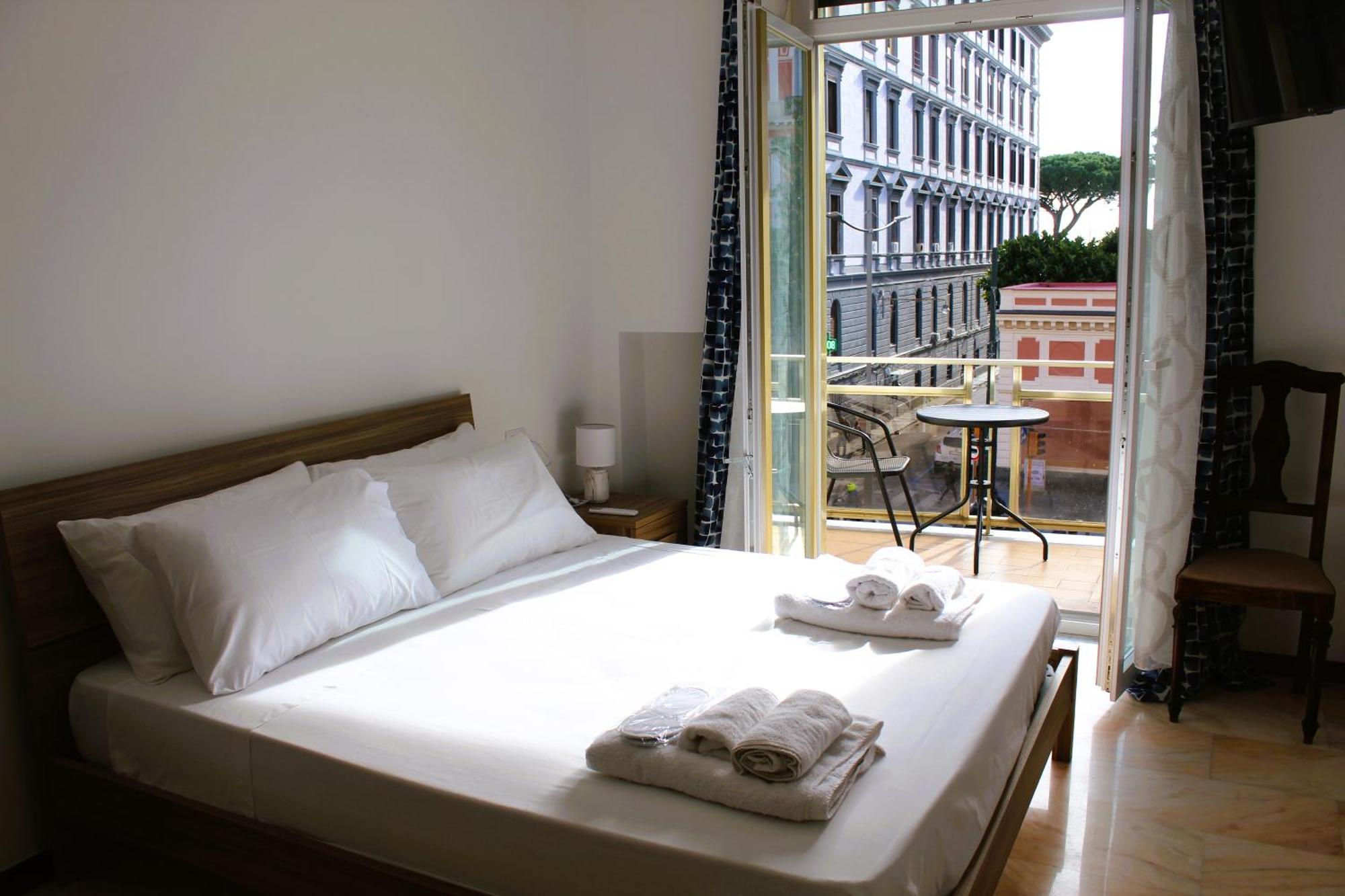 Punto Felice Riviera - Centro Citta Lungomare Caracciolo Hotel Napoli Eksteriør billede